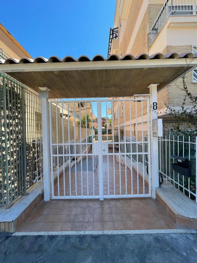 Casa Felix Ostia Apartment Exterior photo